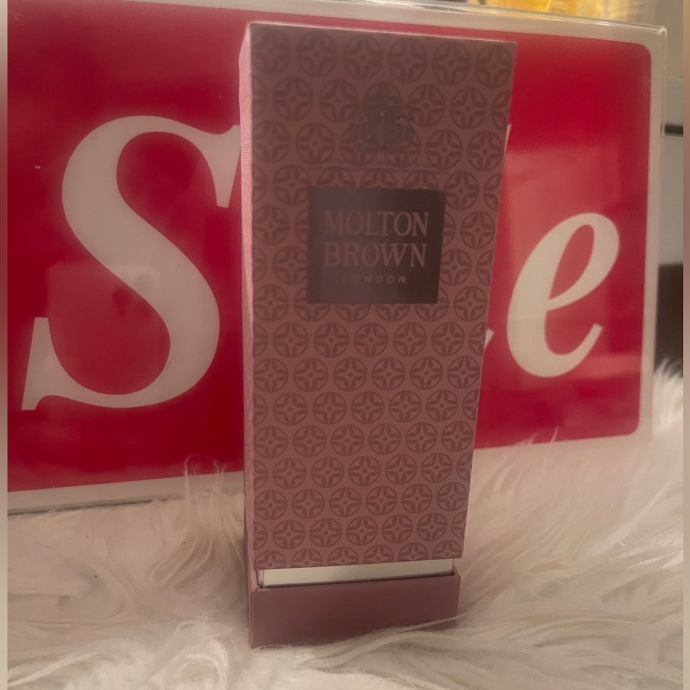 Suede Orris Eau De Toilette 3.3fl oz. Never Used.